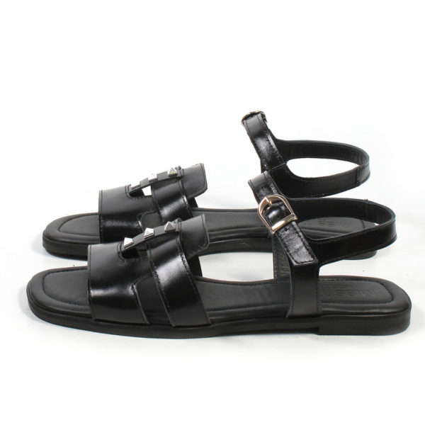 Босоножки MT404