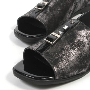 Босоножки MT432