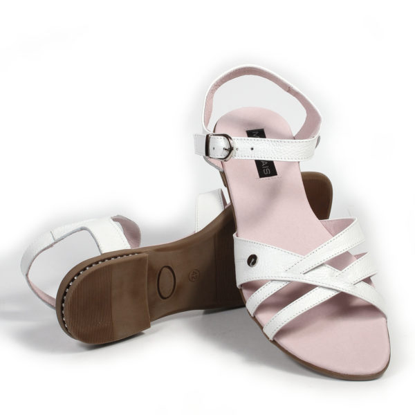 Босоножки MT015