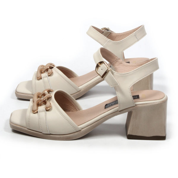 Босоножки MT1427