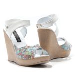 Босоножки MT003